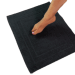 tapete de baño negro