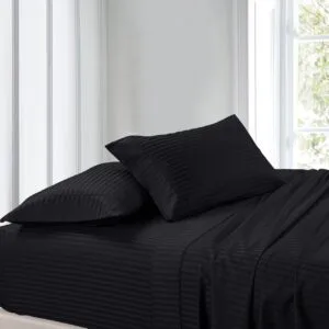 JUEGO DE SABANAS NEGRO